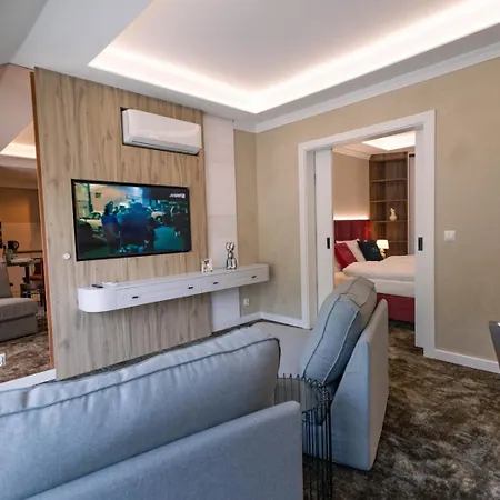 Boulevard Boutique Apartment Leba