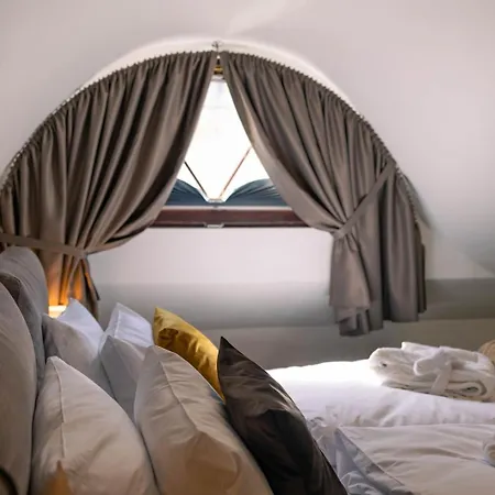 Boulevard Boutique ウェバ