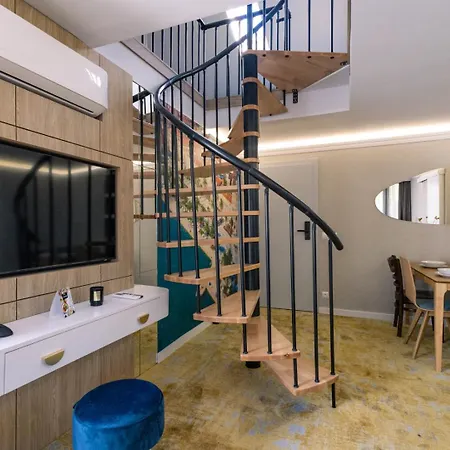 Boulevard Boutique Apartment *