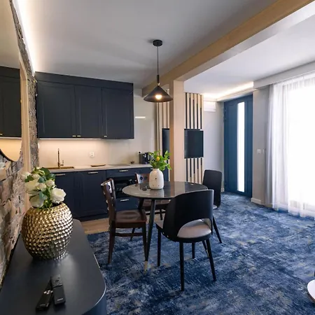 Boulevard Boutique * ウェバ