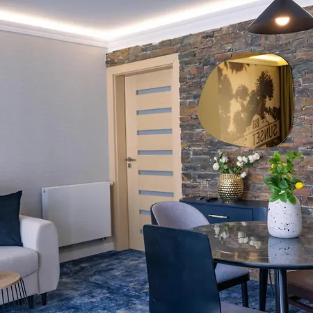 Boulevard Boutique *