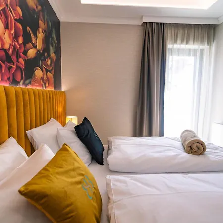 Boulevard Boutique Apartment Leba